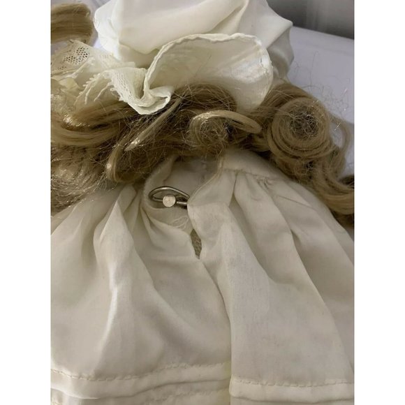 Vintage Musical Porcelain Bradley’s Doll Big Eye Girl 14” - Picture 11 of 11